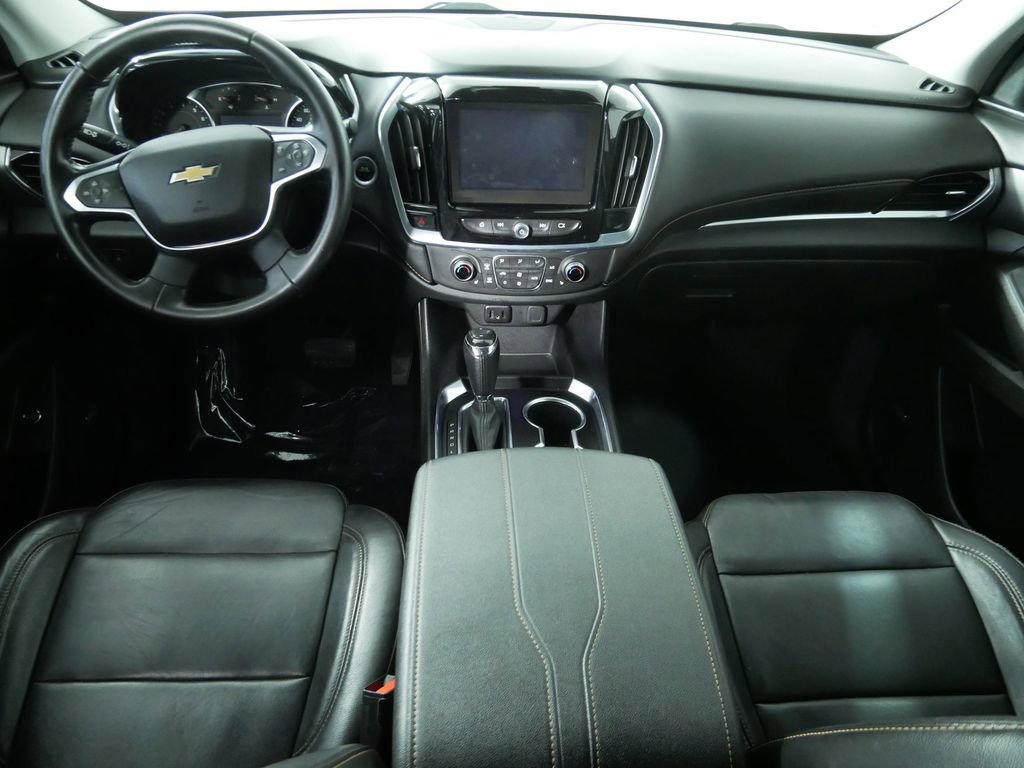 Used 2019 Chevrolet Traverse LT w/ LT Premium Package AWD/4WD image 19