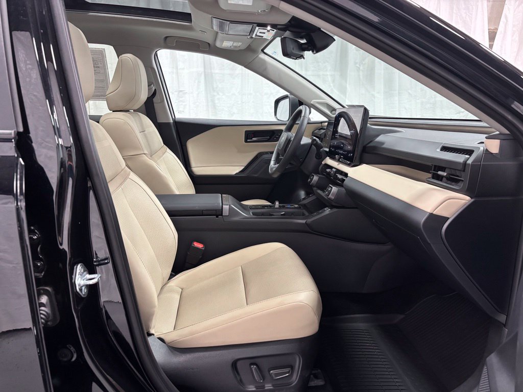 Used 2026 Toyota RAV4 Limited AWD/4WD image 56
