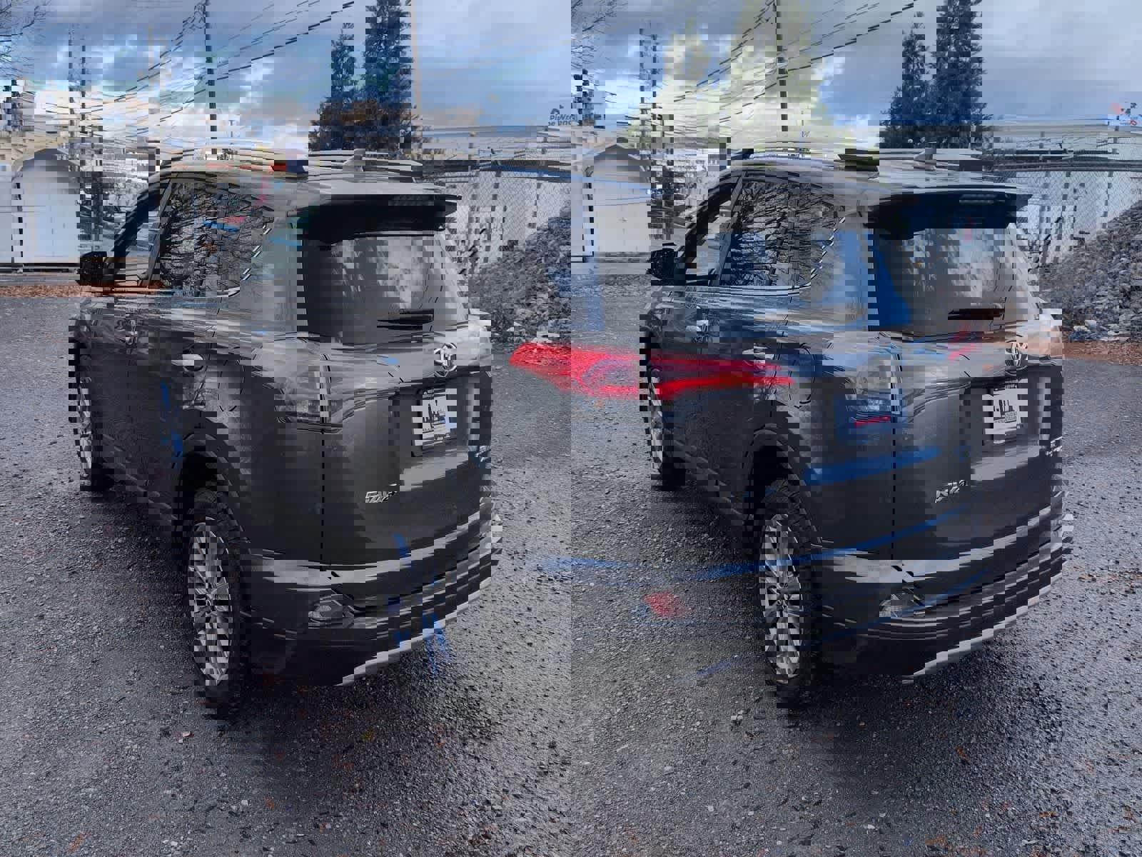 Used 2016 Toyota RAV4 Limited image 6