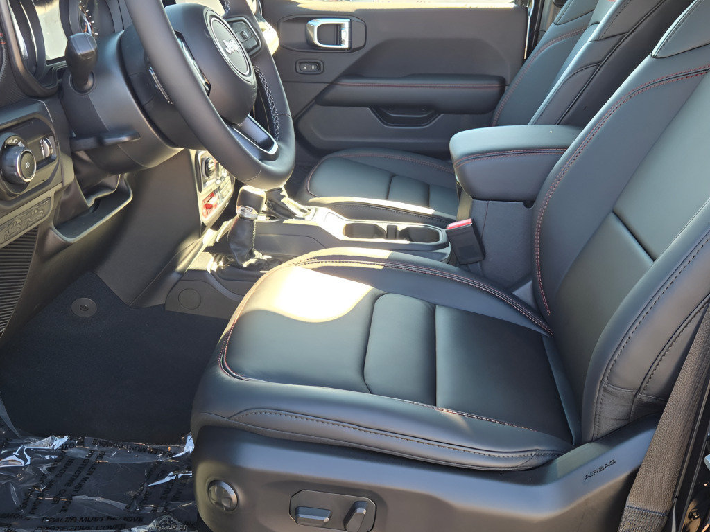 New 2027 Jeep Wrangler Unlimited Rubicon AWD/4WD image 30