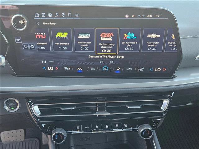 New 2025 Chevrolet Traverse LT w/ Driver Confidence Package image 12