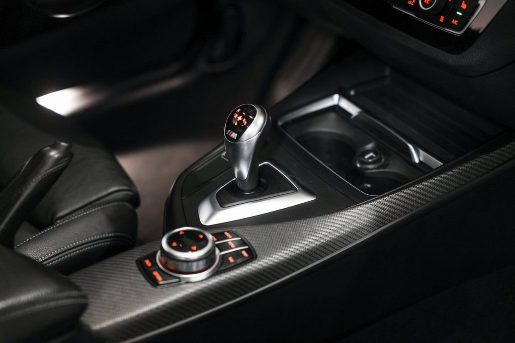 Used 2018 BMW M2 RWD image 25