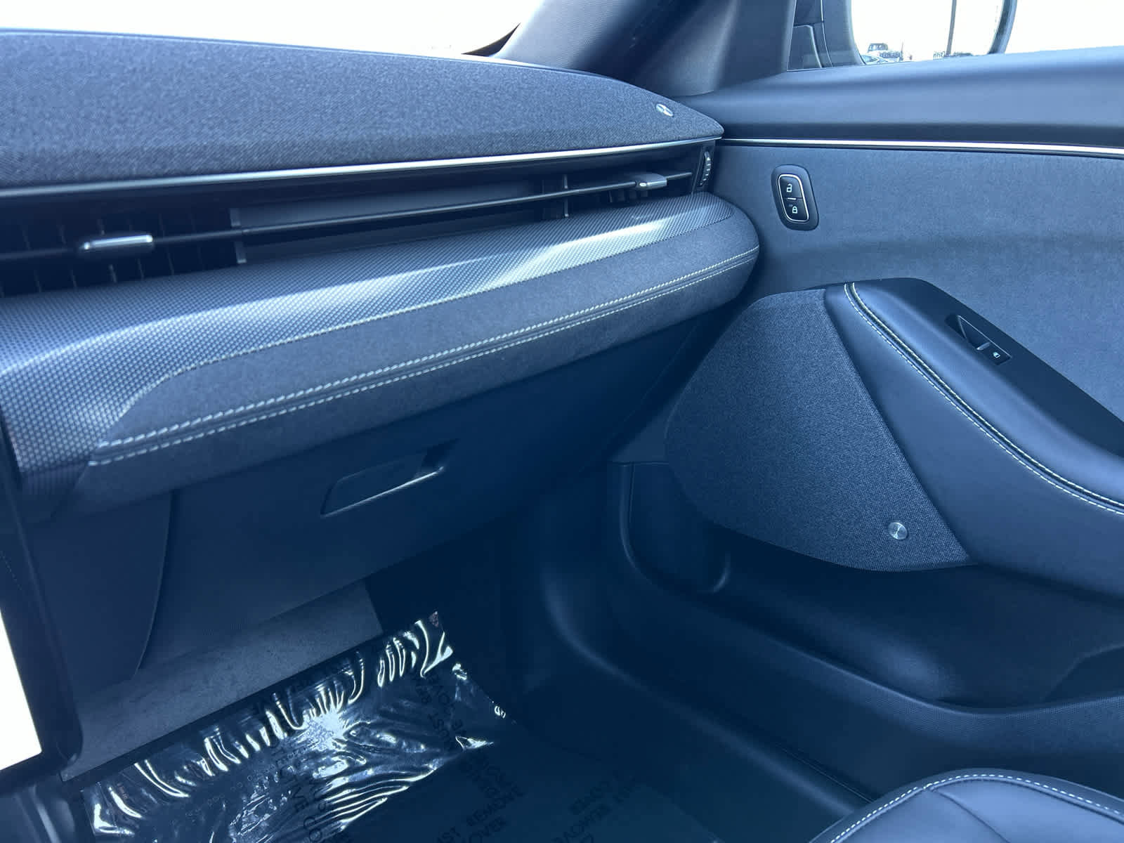 Used 2025 Ford Mustang Mach-E GT image 39