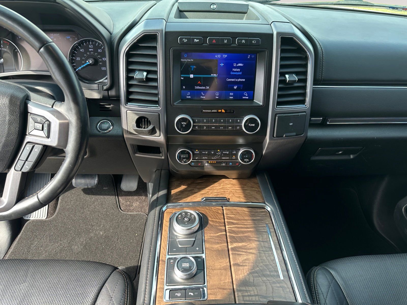 Used 2021 Ford Expedition Platinum image 11