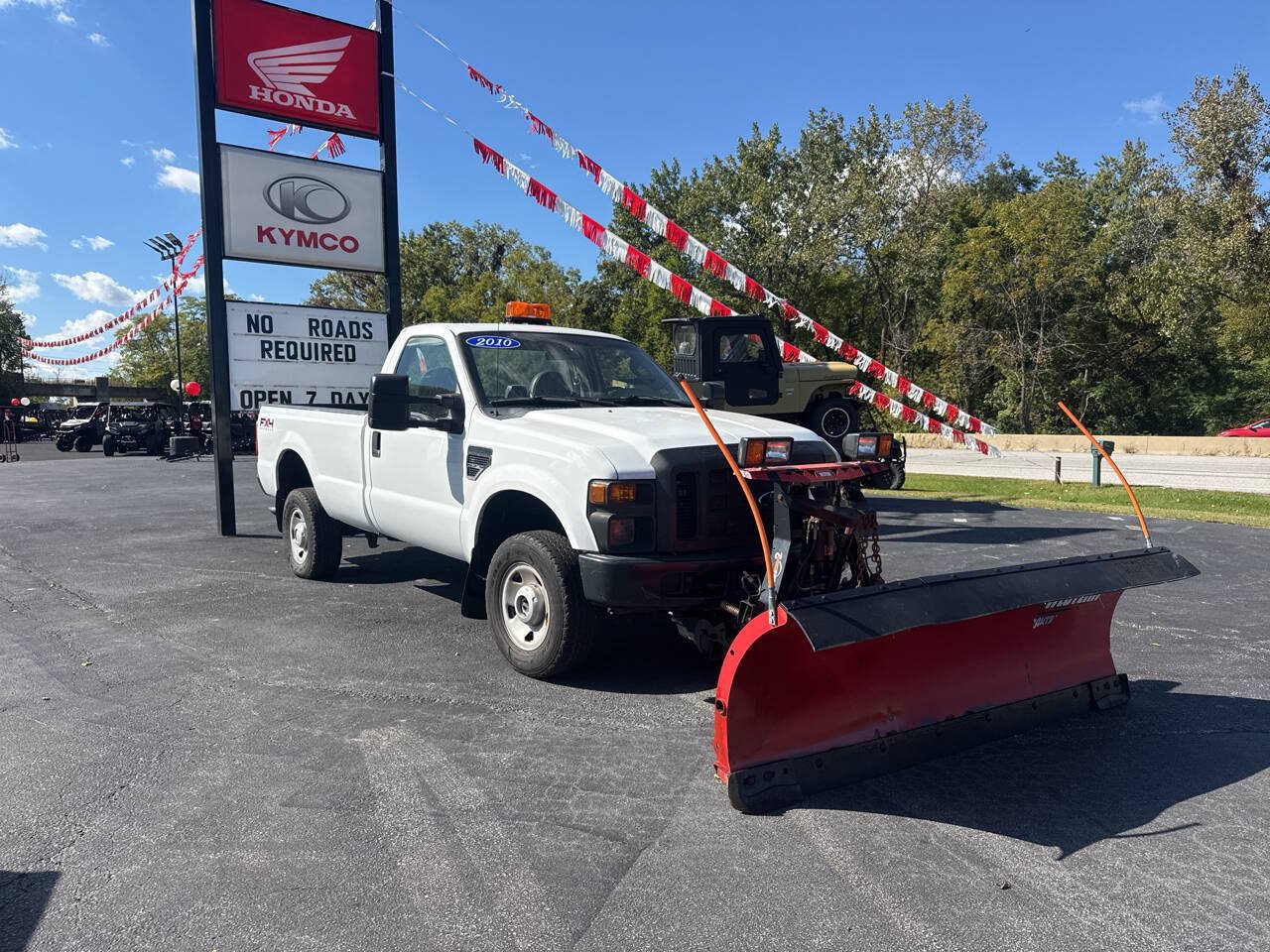 Used 2010 Ford F350 XLT AWD/4WD image 11