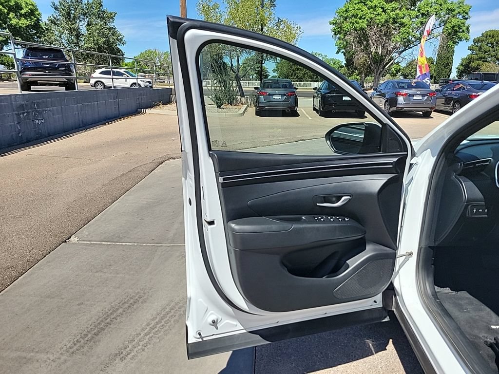 Used 2022 Hyundai Santa Cruz SEL AWD/4WD image 11