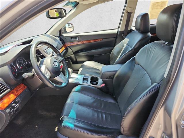 Used 2011 Subaru Legacy 2.5i Limited AWD/4WD image 10