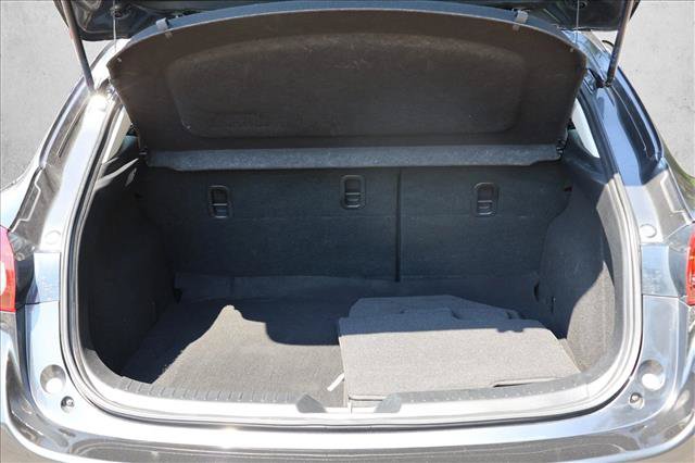 Used 2018 MAZDA MAZDA3 Touring FWD image 24