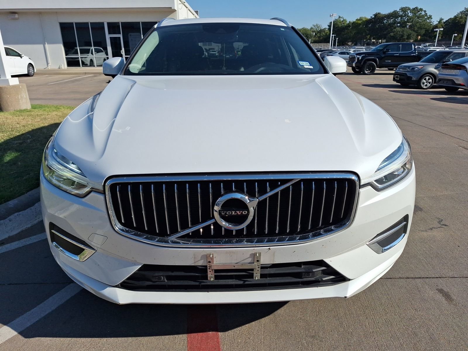 Used 2020 Volvo XC60 T6 Inscription w/ Protection Package Premier image 9