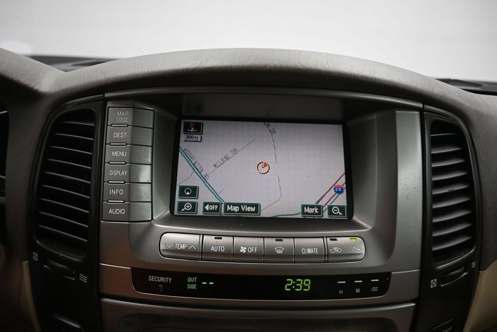 Used 2004 Toyota Land Cruiser AWD/4WD image 16