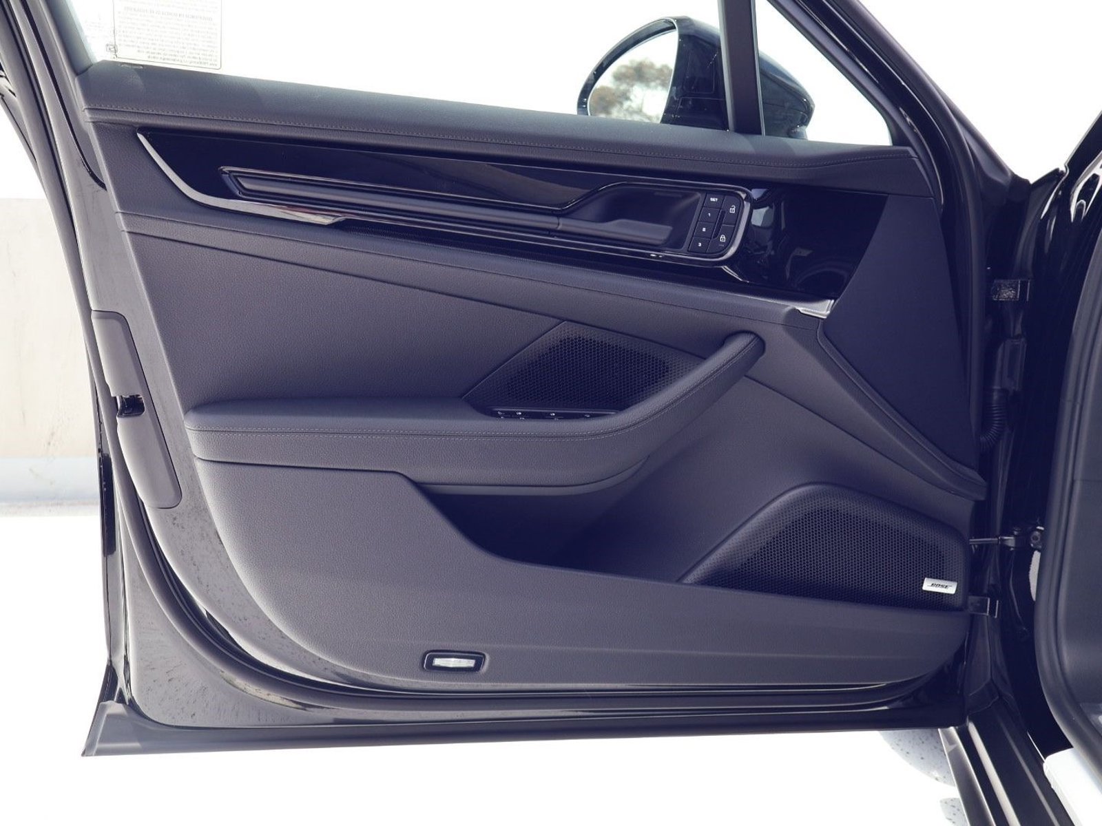 New 2026 Porsche Panamera 4 AWD/4WD image 14