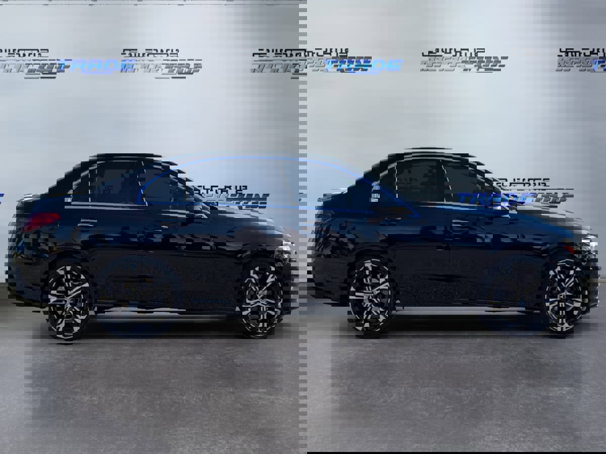 Used 2024 Mercedes-Benz C 300 Sedan image 4