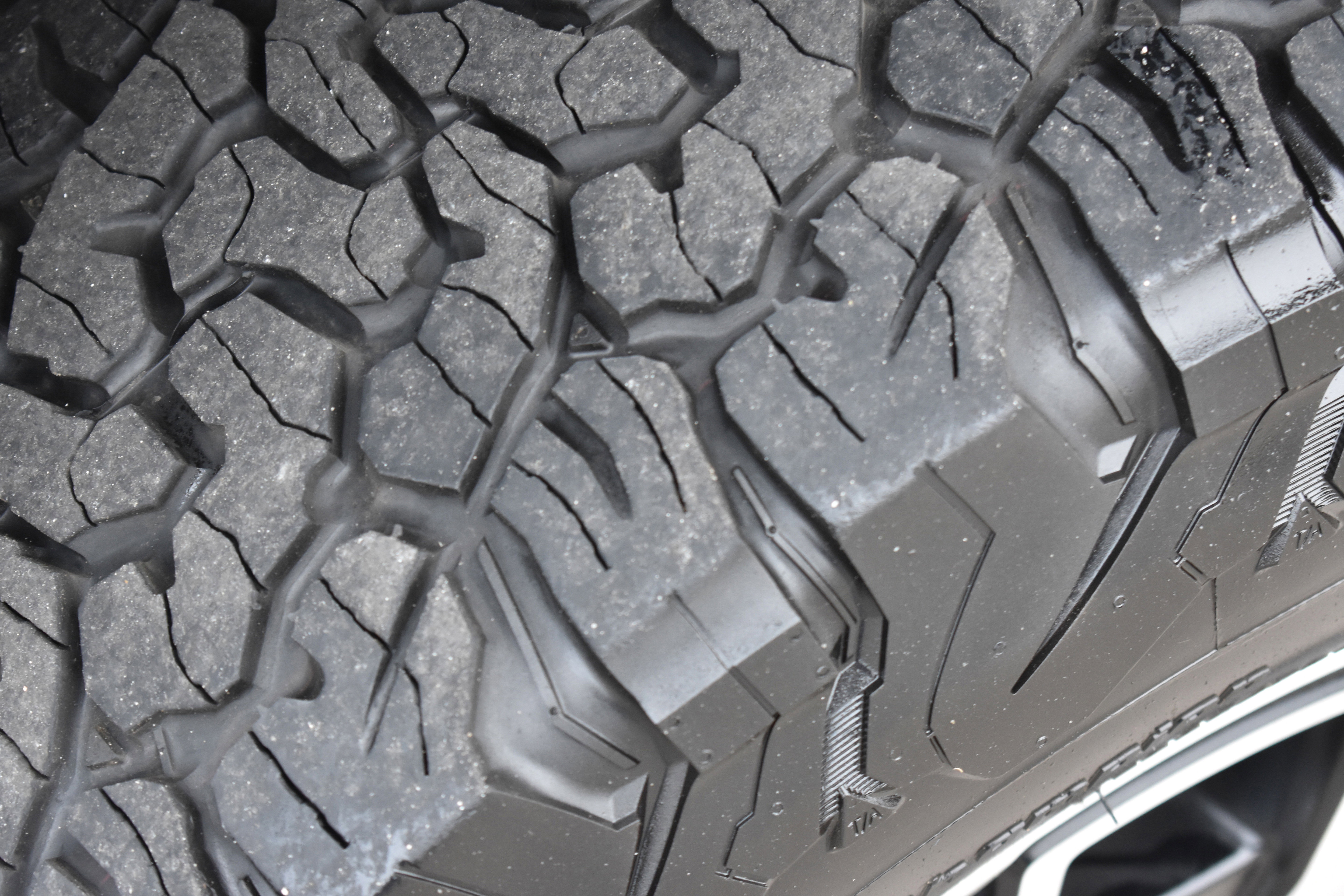 Used 2025 Jeep Wrangler Unlimited Rubicon w/ Safety Group image 11