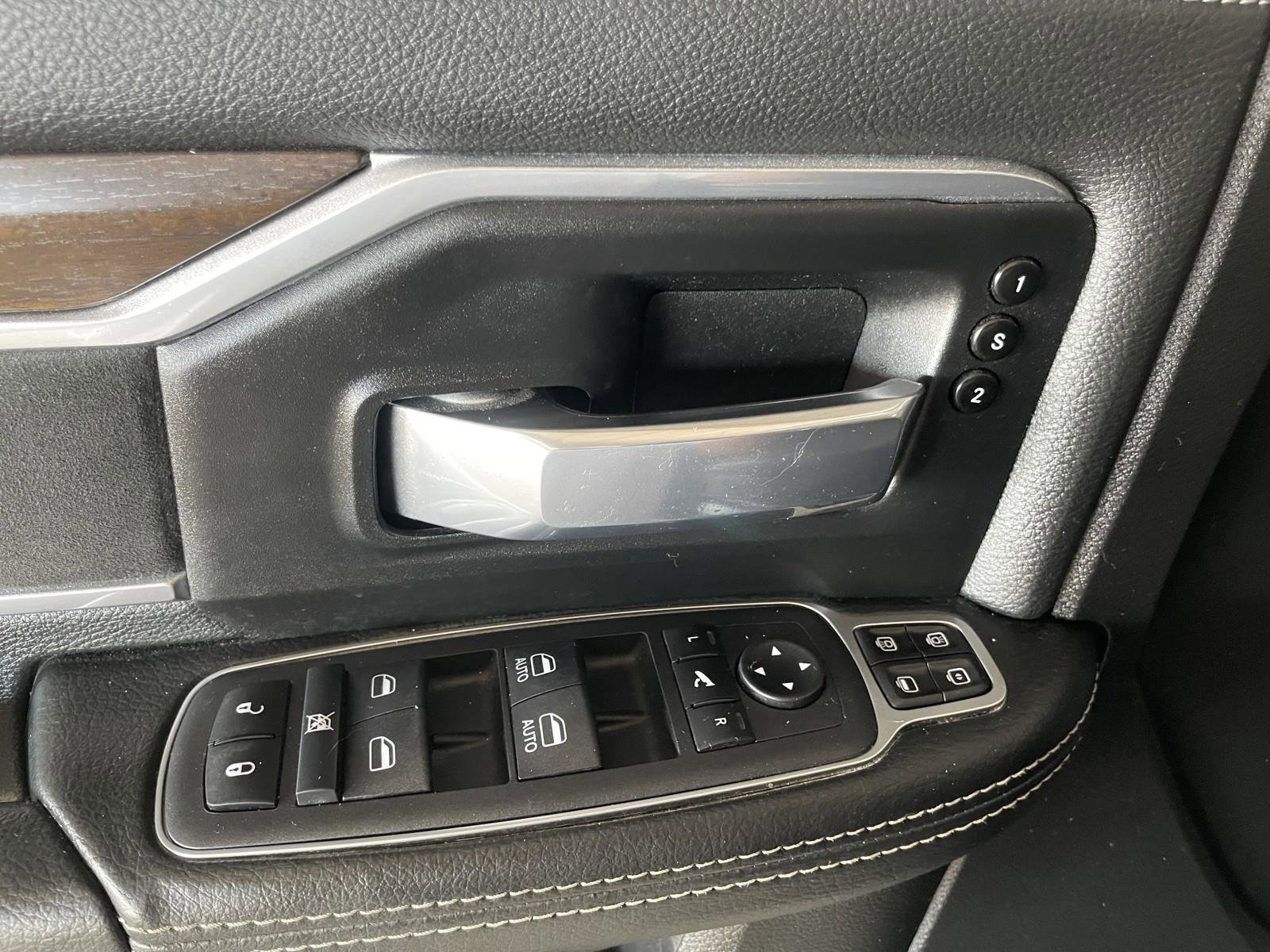 Used 2024 RAM 2500 Laramie image 24