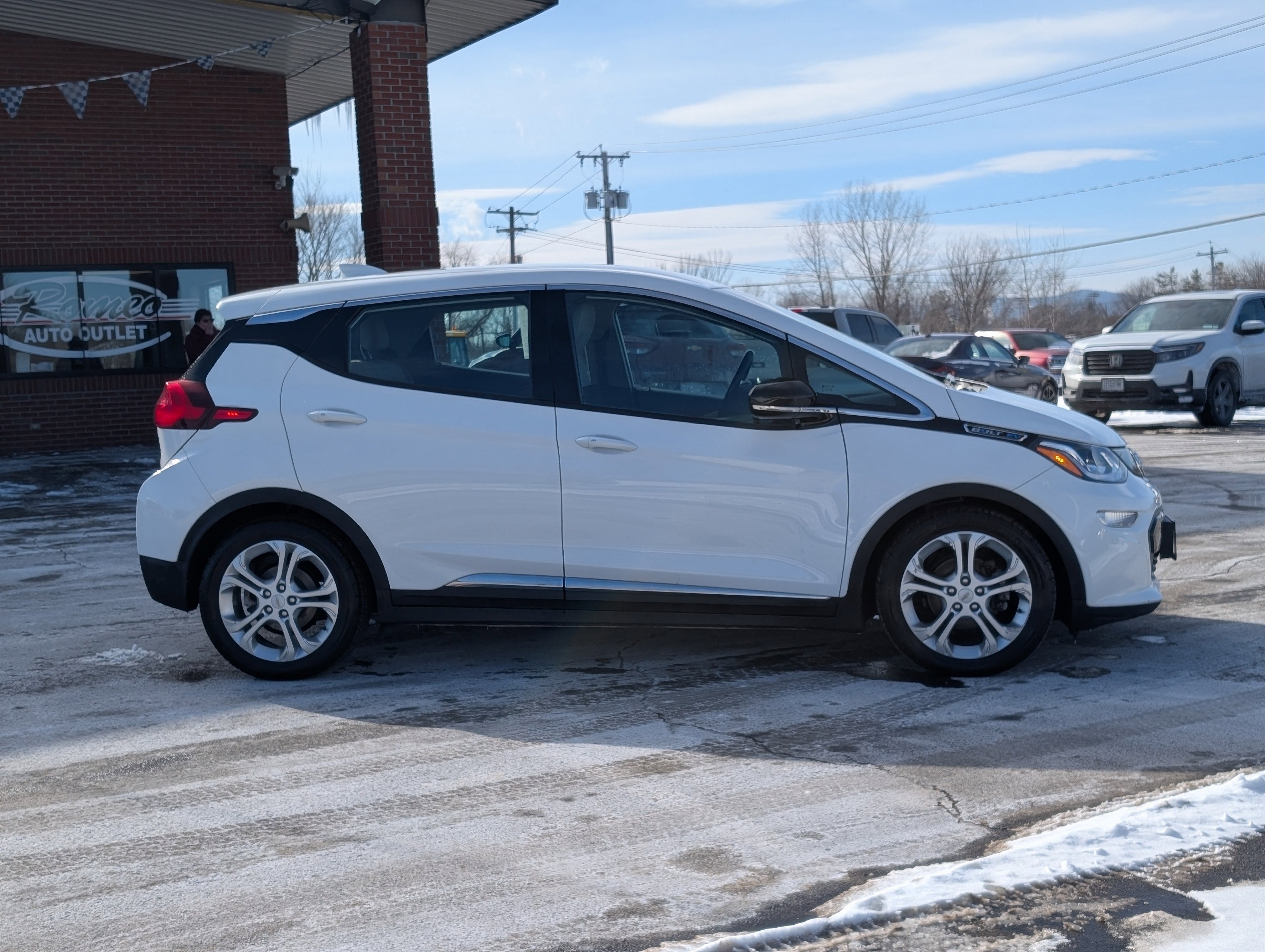 Used 2017 Chevrolet Bolt LT image 12