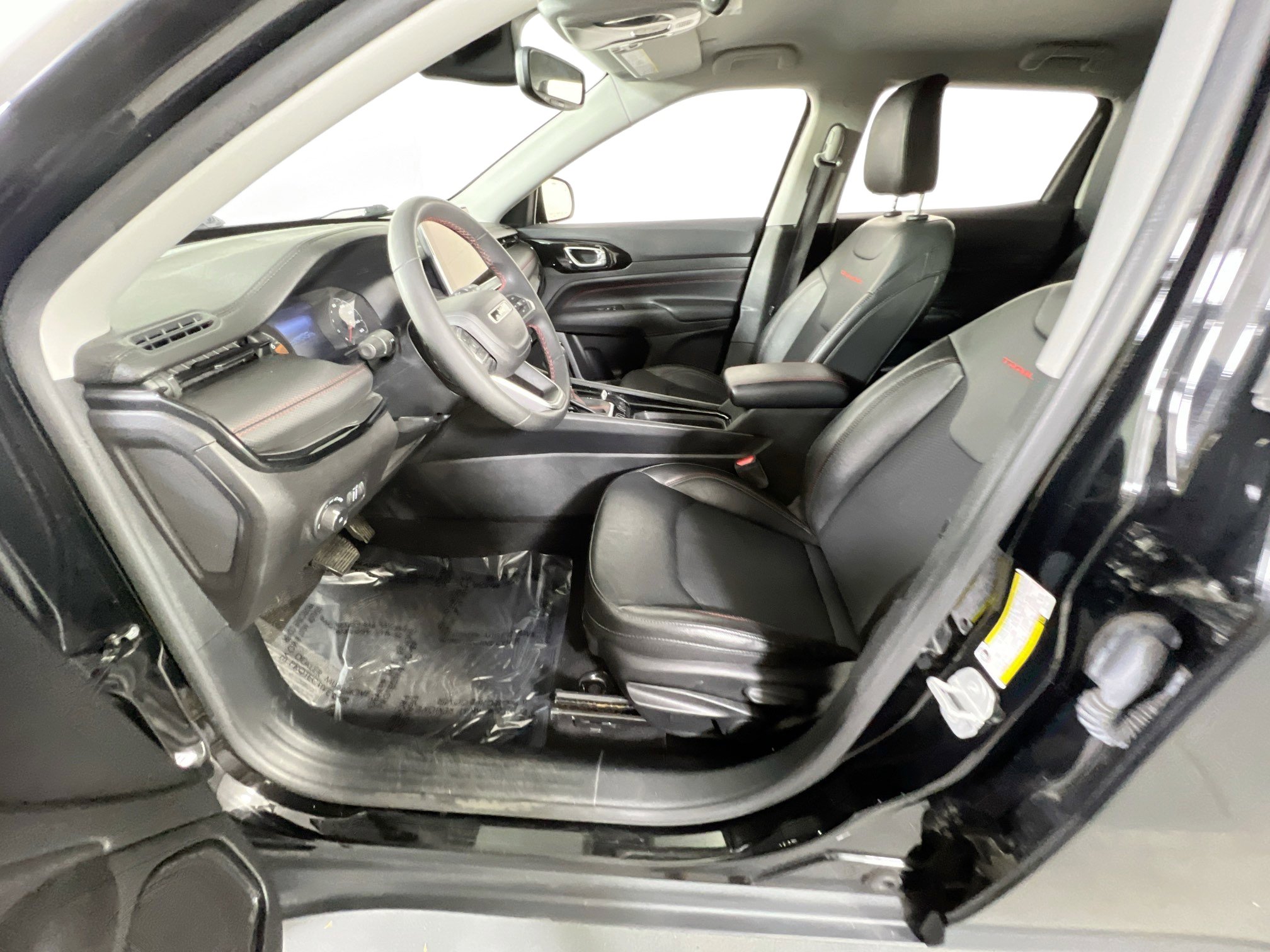 Used 2022 Jeep Compass Trailhawk AWD/4WD image 19