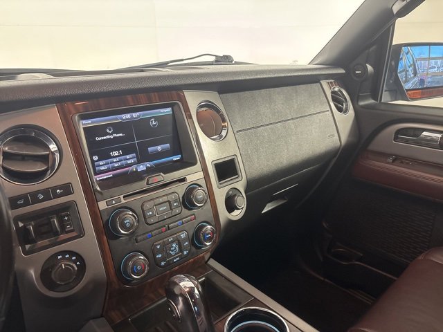 Used 2015 Ford Expedition Platinum image 12