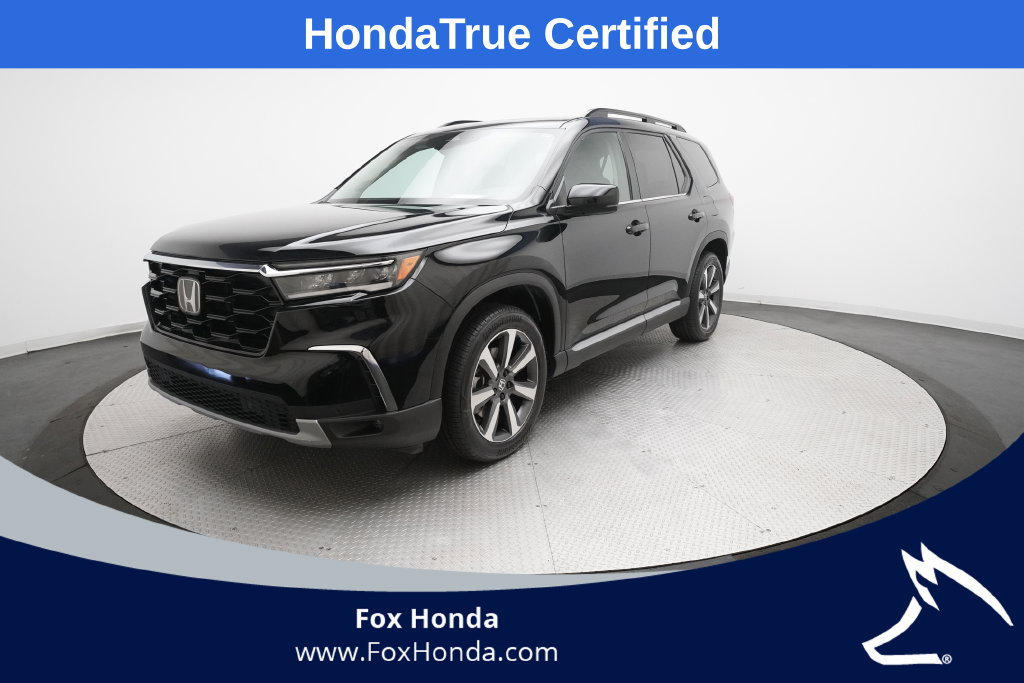 Used 2023 Honda Pilot Touring image 1