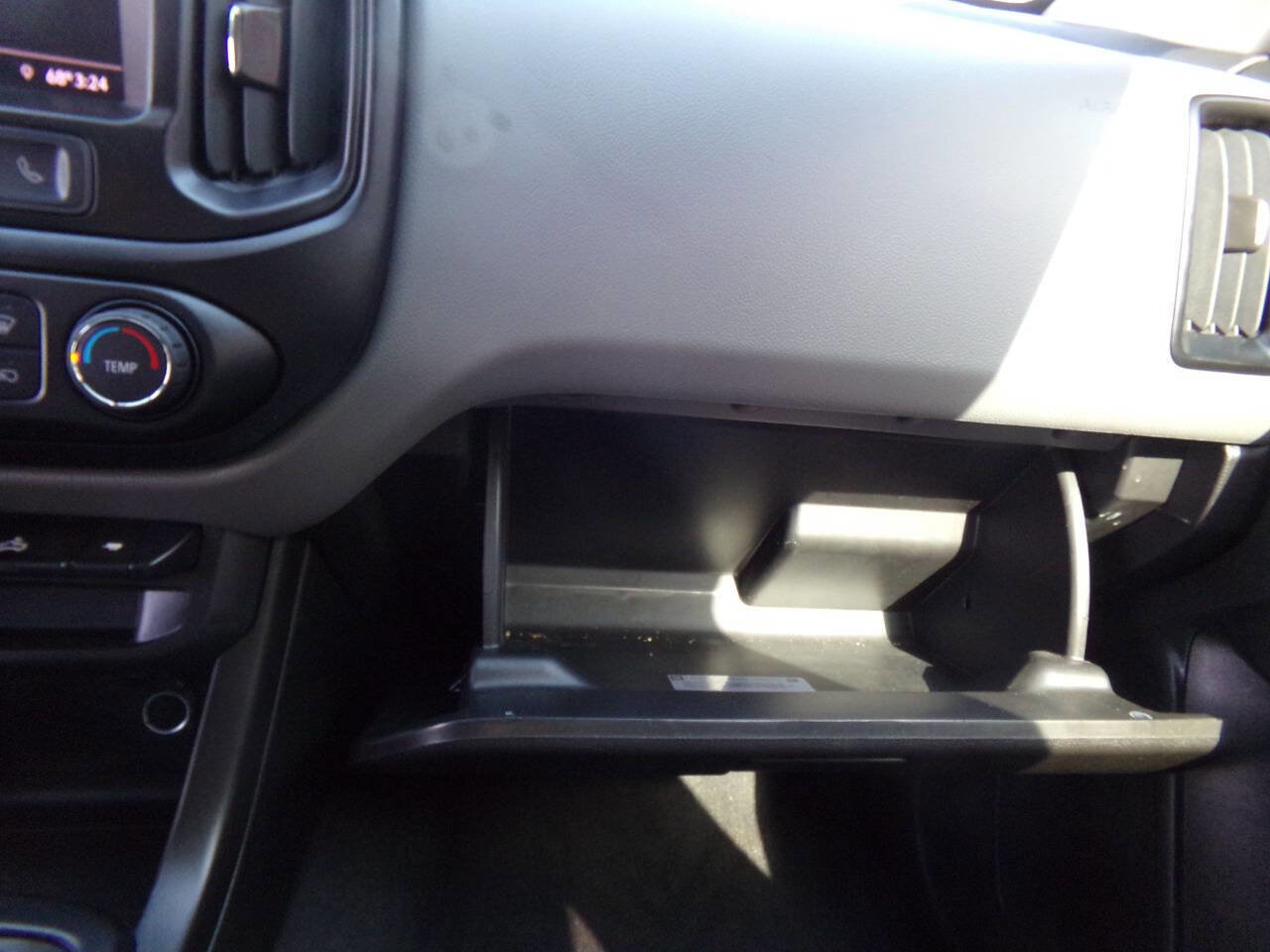 Used 2020 Chevrolet Colorado W/T w/ Custom Special Edition image 34