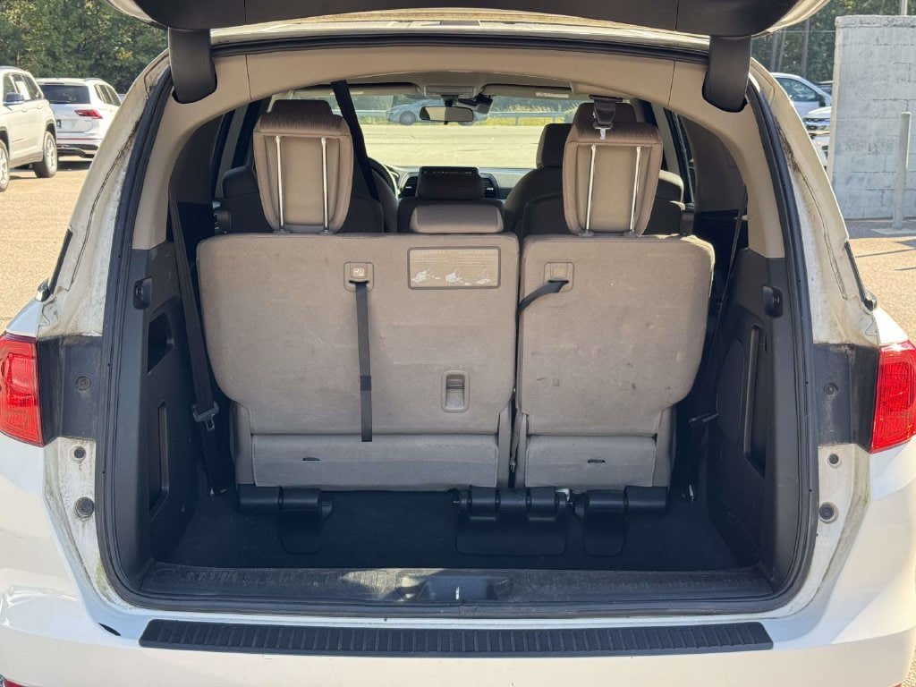 Used 2018 Honda Odyssey EX image 16