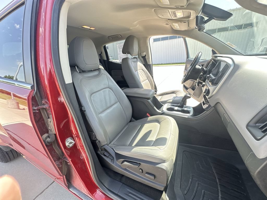 Certified 2015 Chevrolet Colorado LT w/ Luxury Package AWD/4WD image 27