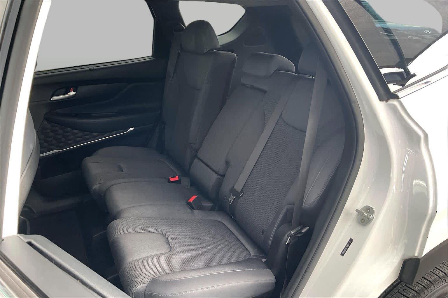 Used 2020 Hyundai Santa Fe SEL w/ Convenience Package FWD image 21