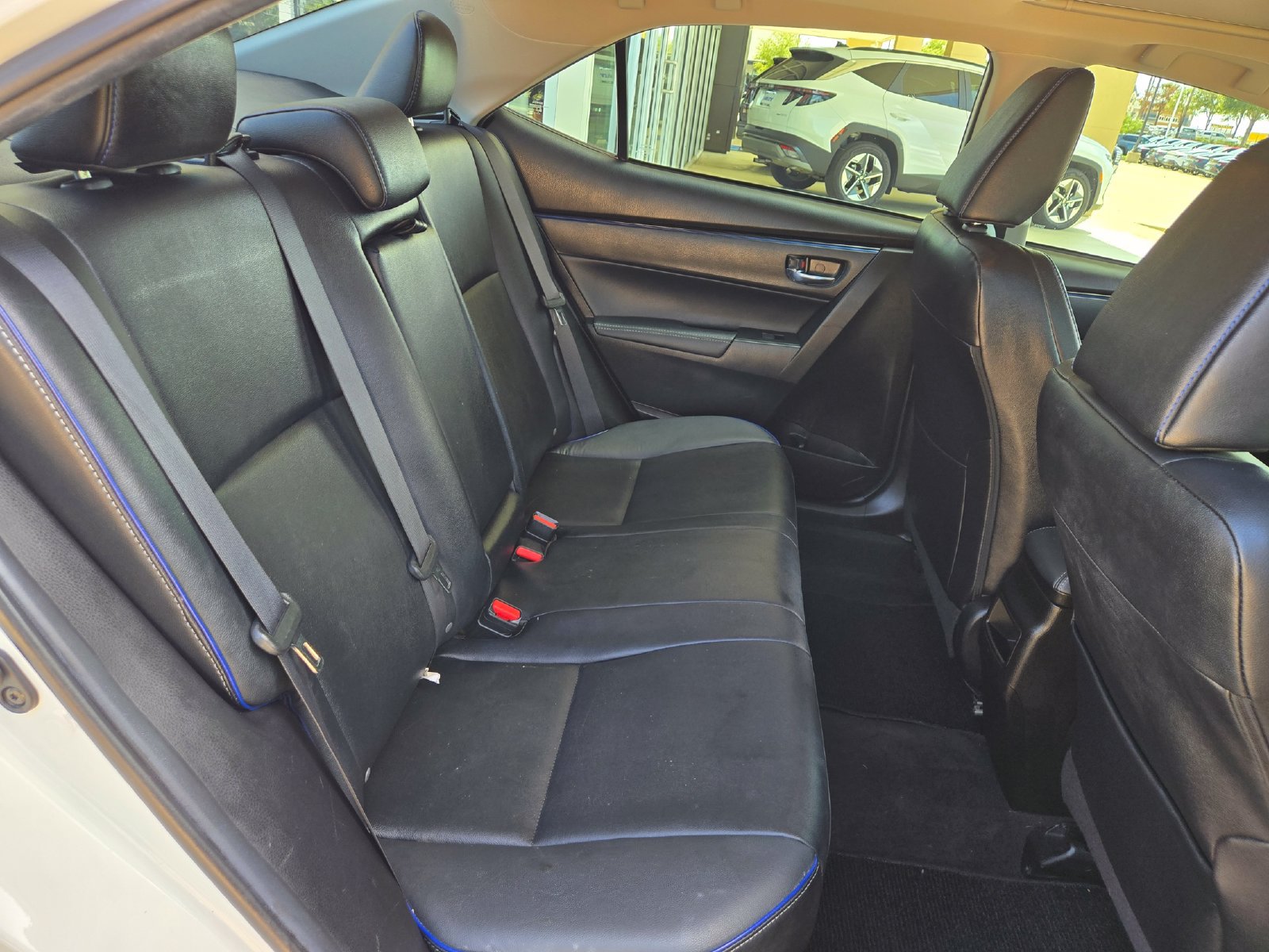 Used 2018 Toyota Corolla XSE FWD image 26