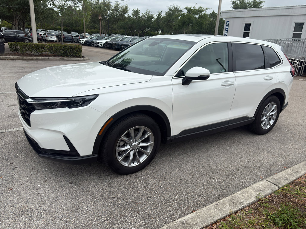 Used 2025 Honda CR-V EX-L image 3