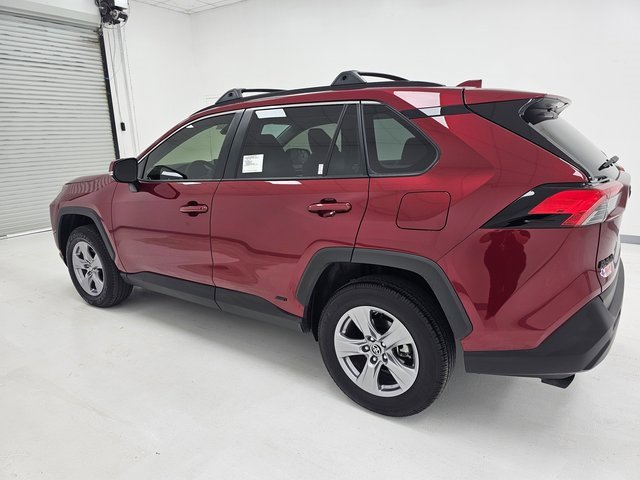 Used 2025 Toyota RAV4 XLE Premium image 36