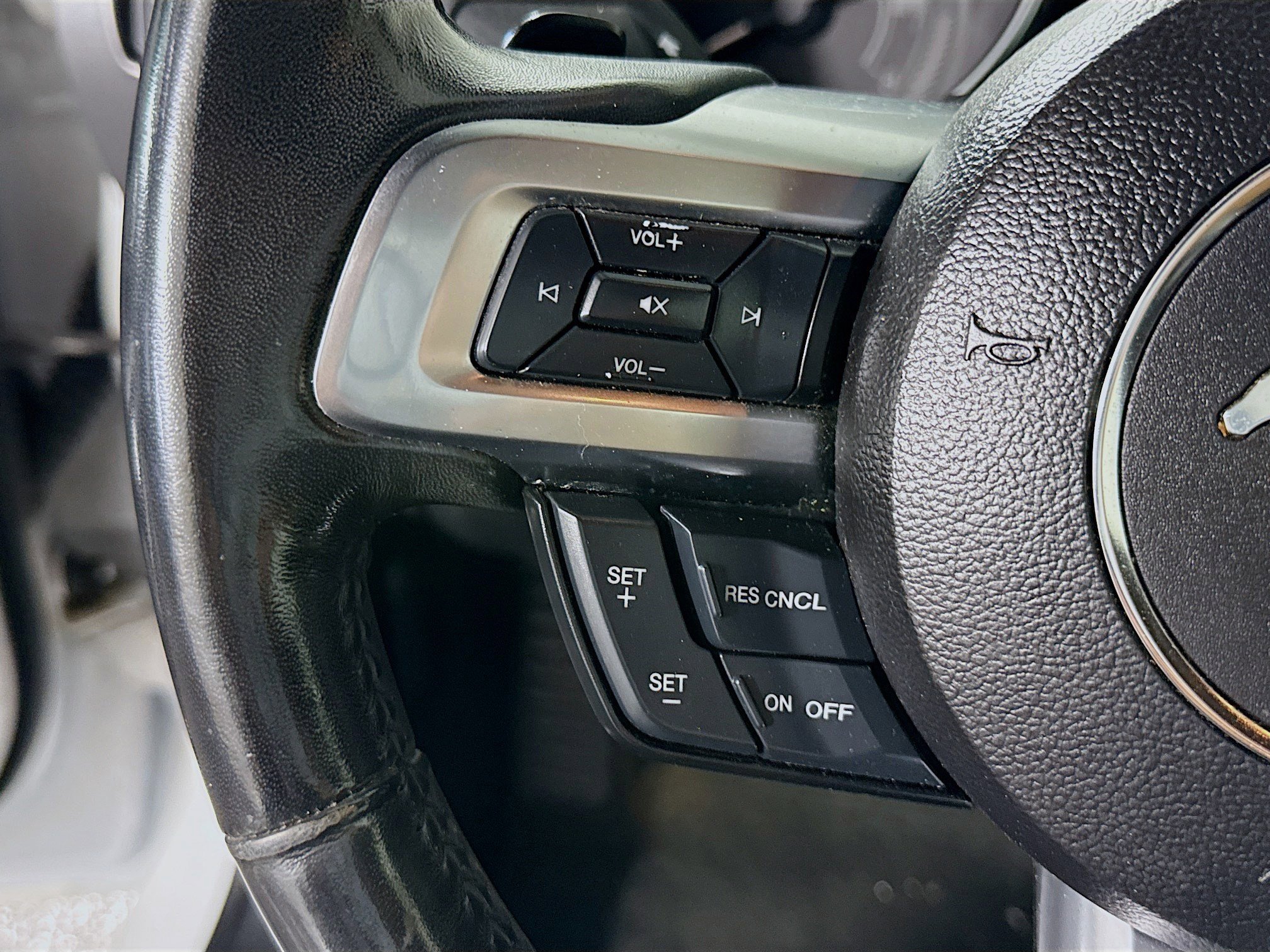 Used 2018 Ford Mustang Premium image 14