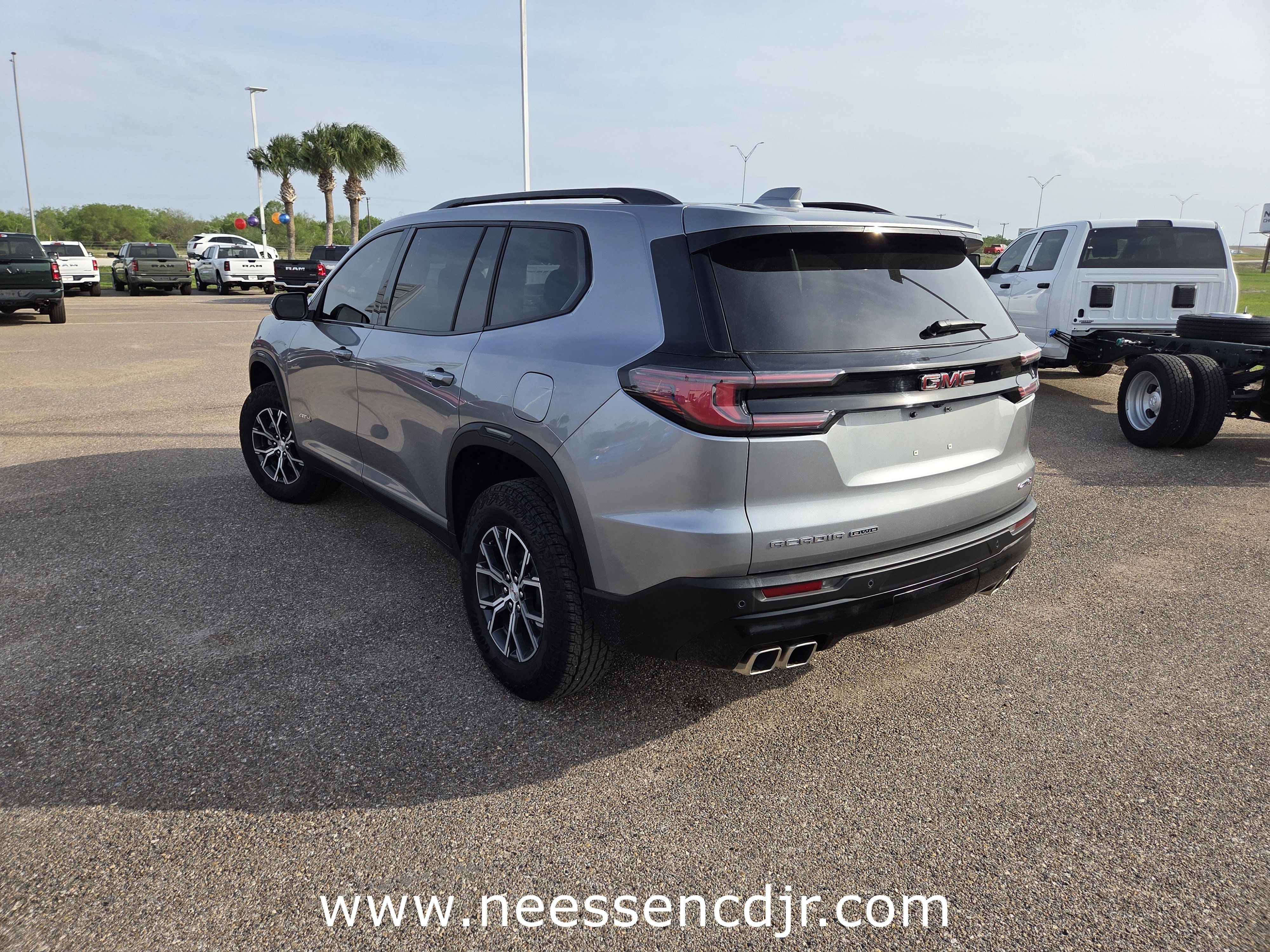 Used 2025 GMC Acadia AT4 w/ LPO, Floor Liner Package image 5