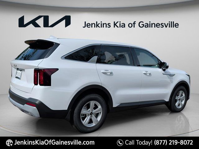 New 2026 Kia Sorento LX FWD image 3