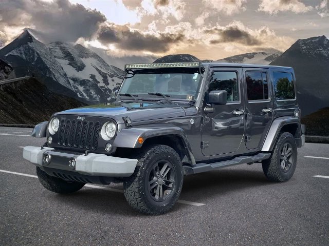 Used 2017 Jeep Wrangler Unlimited Sahara w/ Connectivity Group AWD/4WD image 1