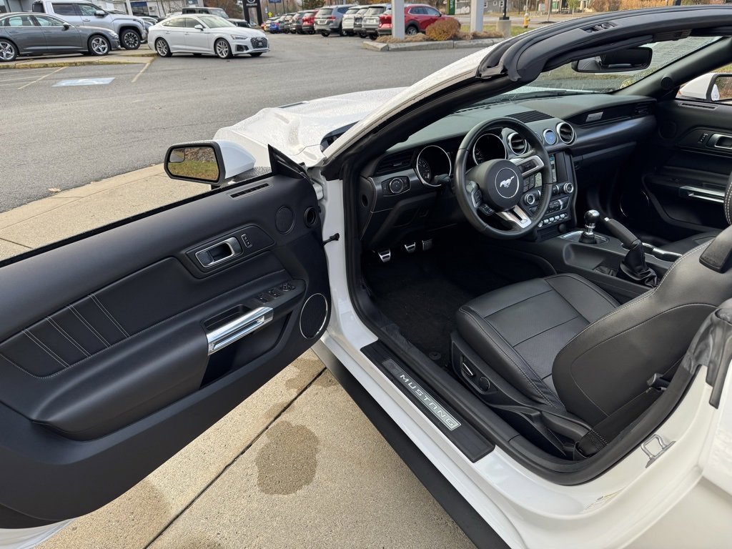 Used 2018 Ford Mustang GT Premium w/ GT Performance Package image 25