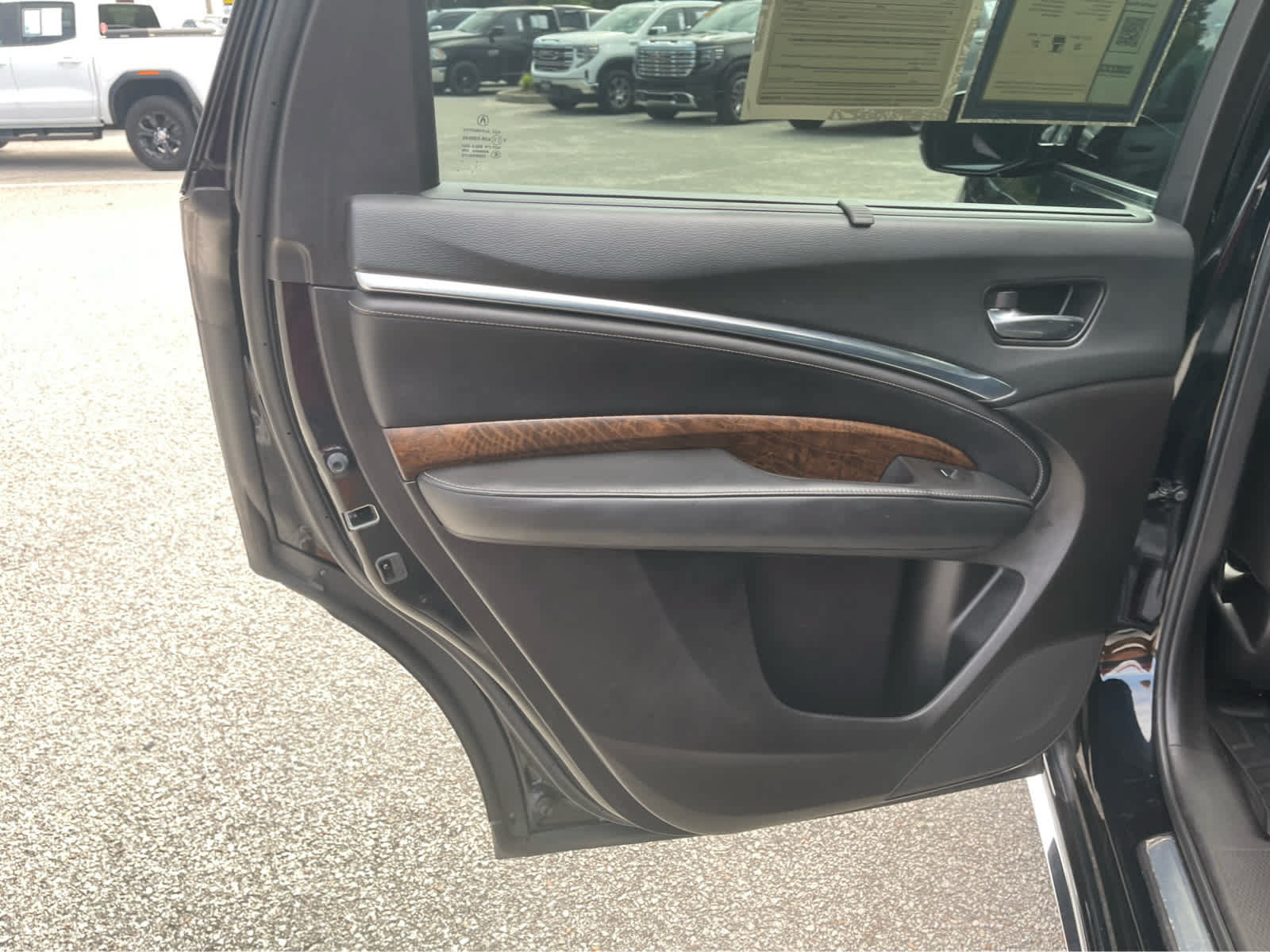 Used 2020 Acura MDX w/ Advance Package FWD image 16