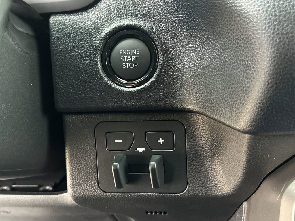 New 2026 Toyota Tundra SR5 image 32