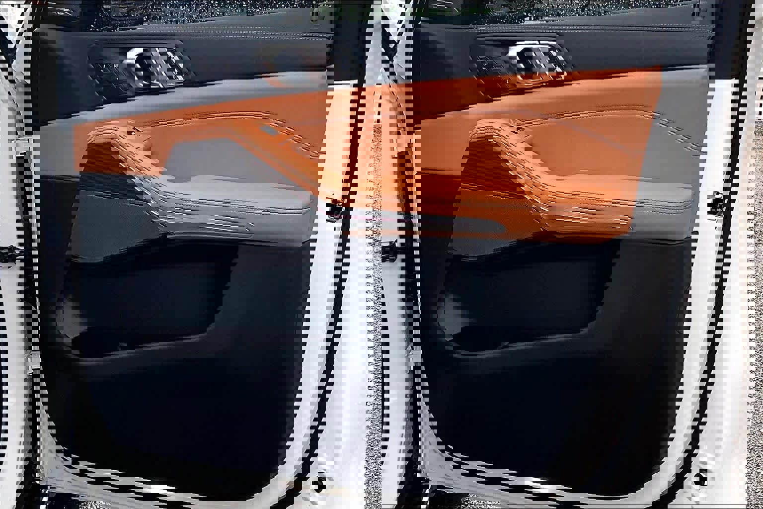 Used 2026 BMW X5 xDrive50e w/ Climate Comfort Package image 22