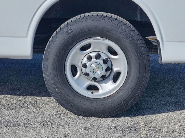 Used 2021 Chevrolet Express 3500 LS RWD image 5