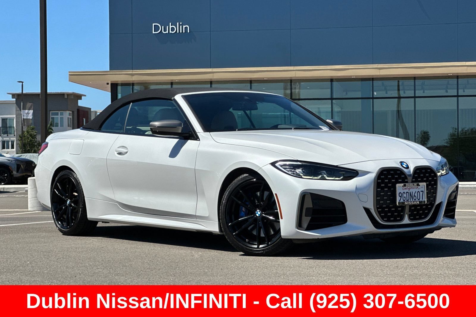 Used 2023 BMW M440i Convertible w/ Premium Package RWD image 10