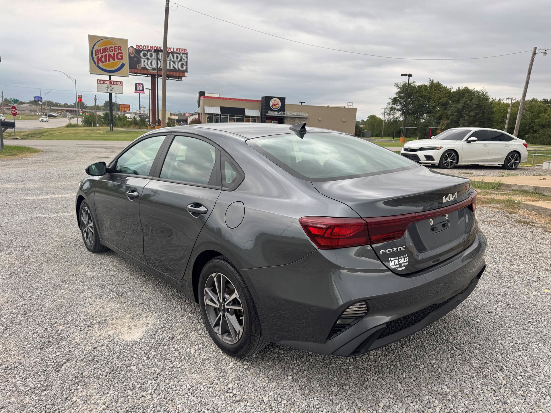 Used 2023 Kia Forte Sedan FWD image 5