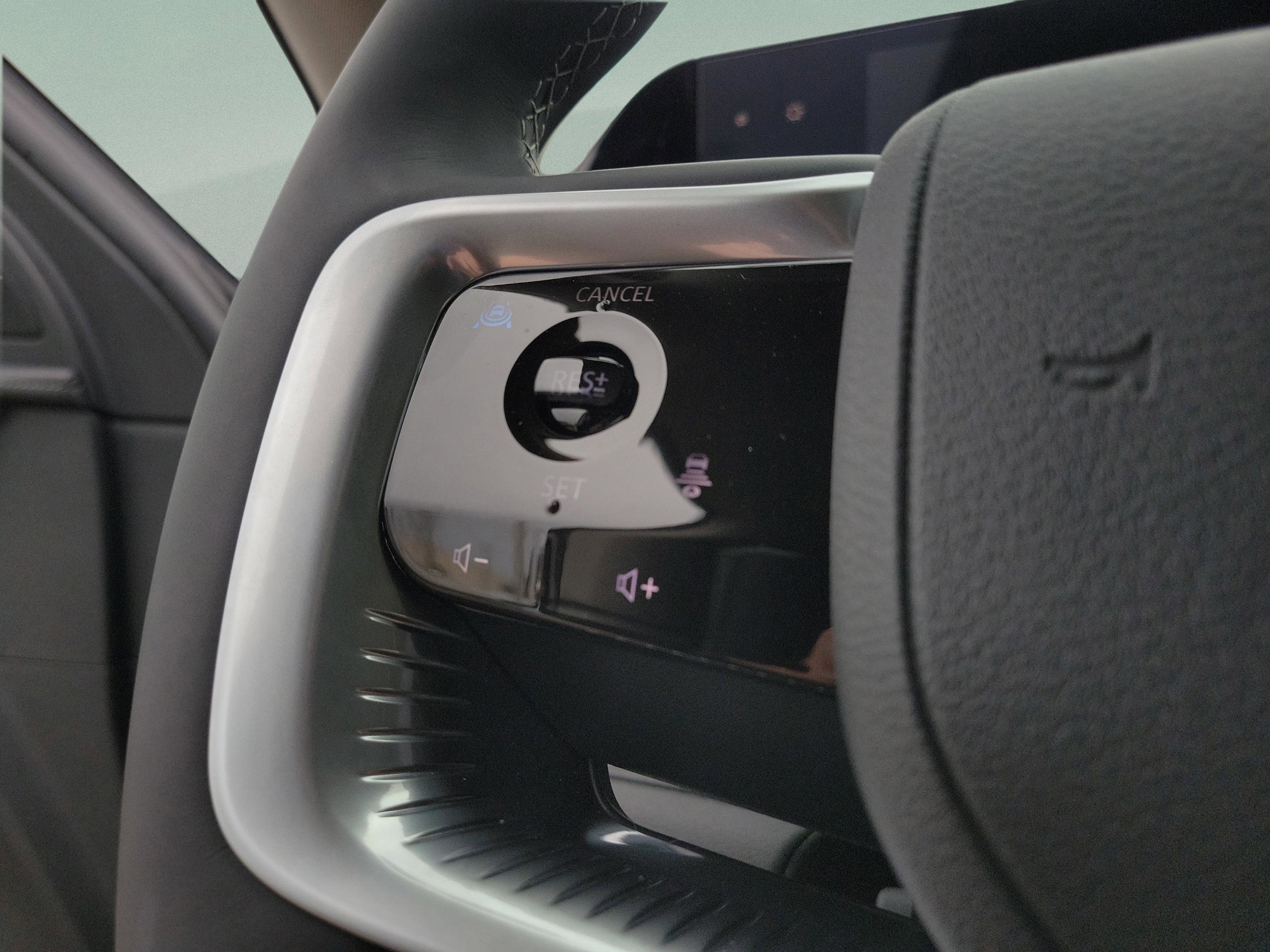 New 2026 INFINITI QX80 Luxe w/ Cargo Package image 12