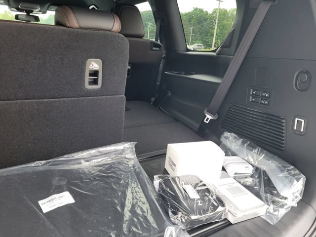 New 2026 Nissan Armada SL w/ Captain's Chari Seat Package AWD/4WD image 39