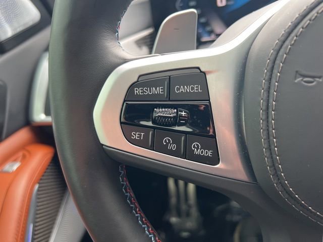 Used 2025 BMW X7 M60i image 10