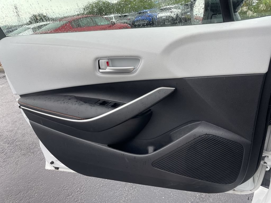 Used 2025 Toyota Corolla FX w/ Convenience Package FWD image 17