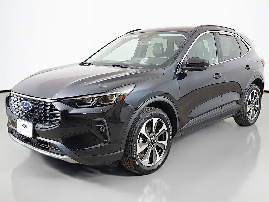 Used 2024 Ford Escape Platinum AWD/4WD image 9