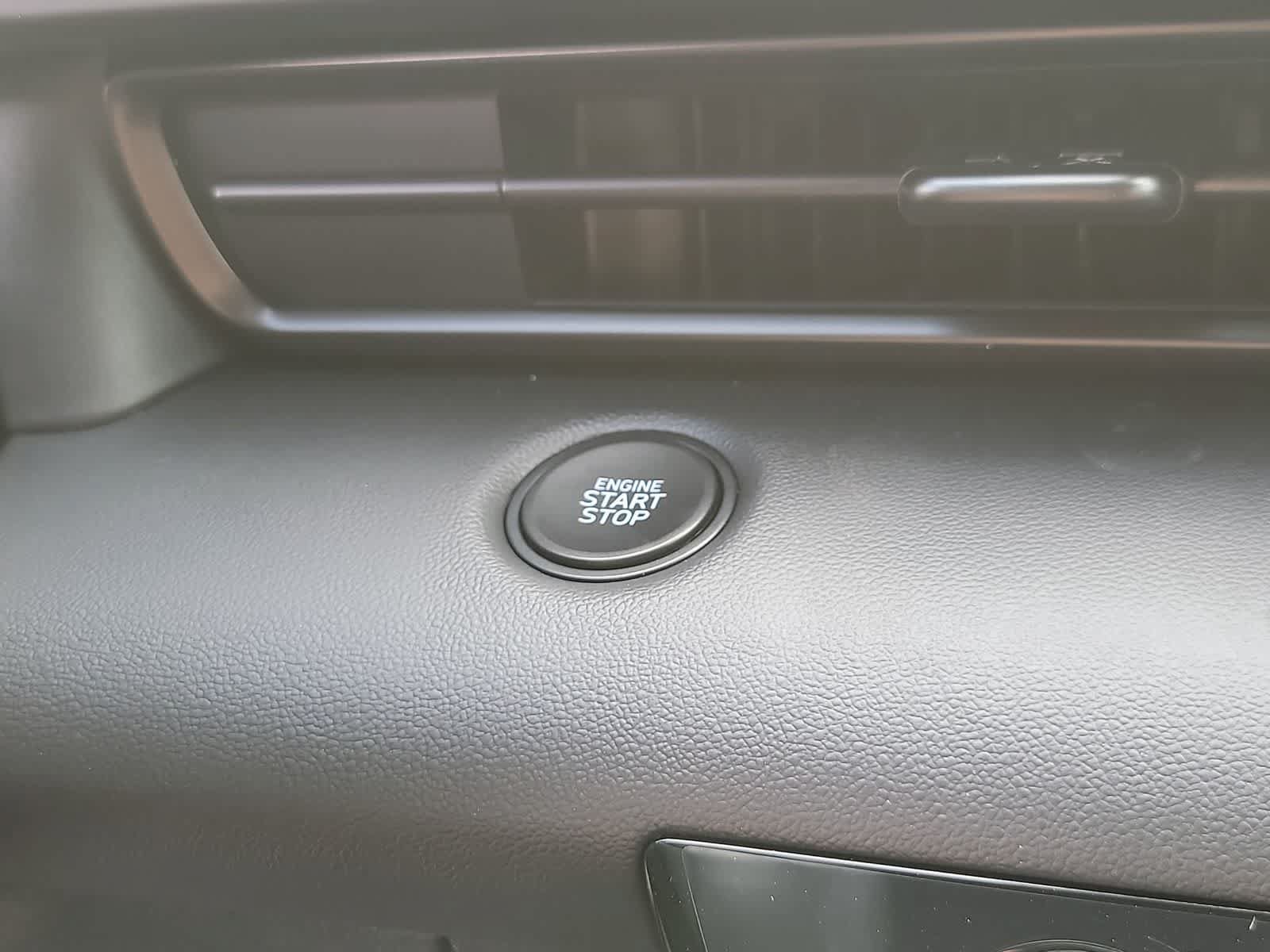 Certified 2025 Hyundai Elantra Sport FWD image 25