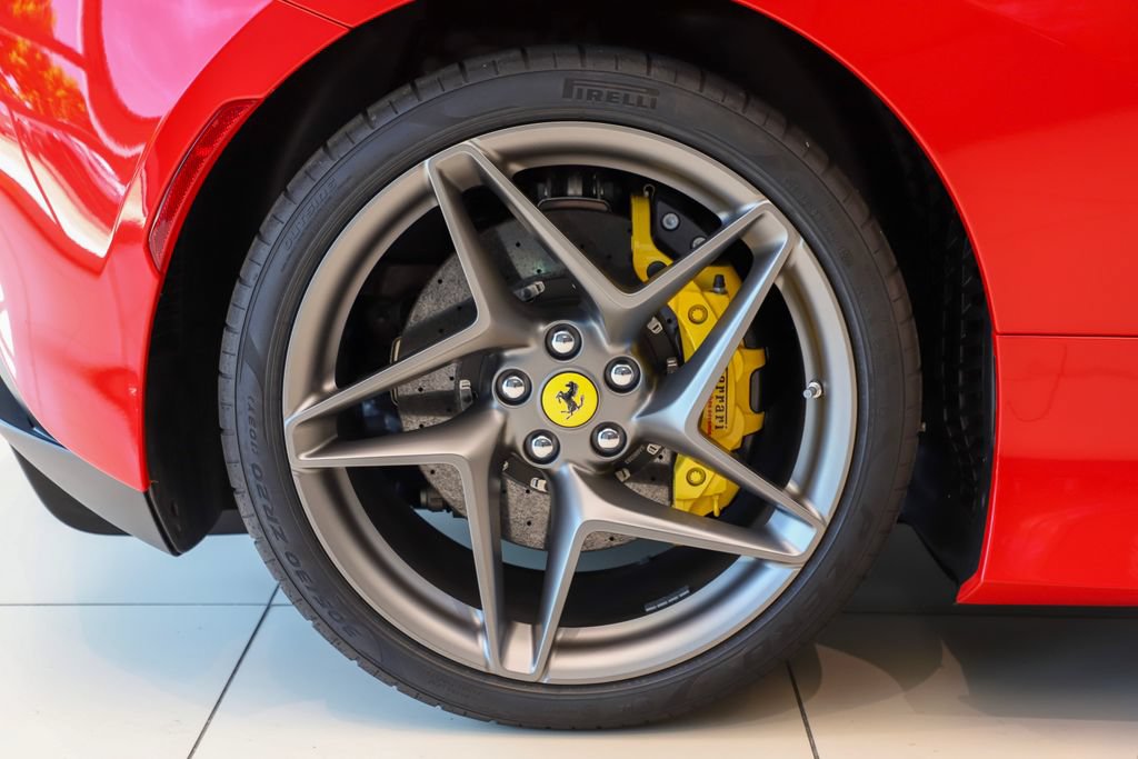 Certified 2022 Ferrari F8 Tributo RWD image 47
