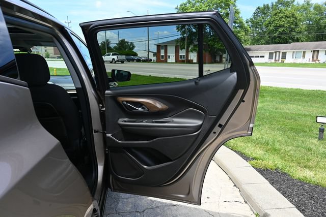 Used 2018 GMC Terrain SLE w/ Driver Convenience Package AWD/4WD image 20