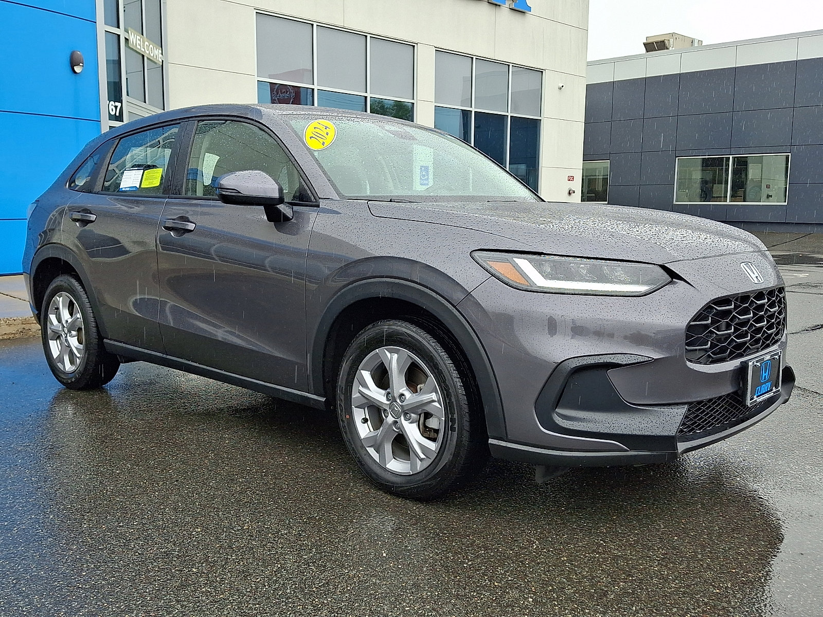 Used 2024 Honda HR-V LX image 3