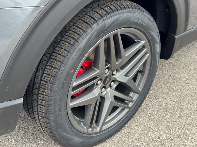 New 2026 Ford Explorer ST w/ Sun And Sound Package image 5